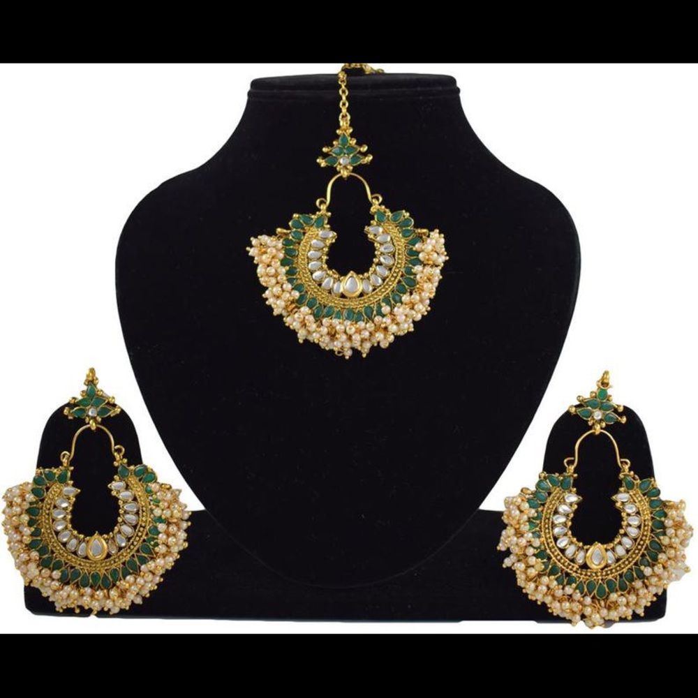 Pakistani Indian bridal jewelry earrings tikka